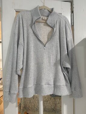 Abercrombie Light Gray Ribbed Half-Zip Sweatshirt